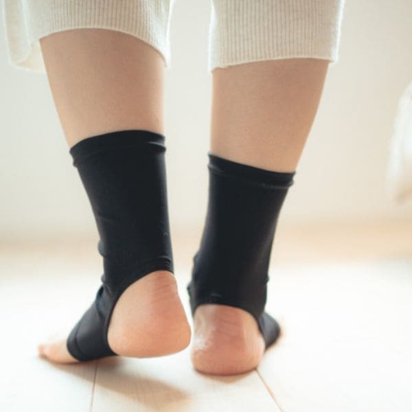 ミラクルストーン　手首足首サポーター　2足セット